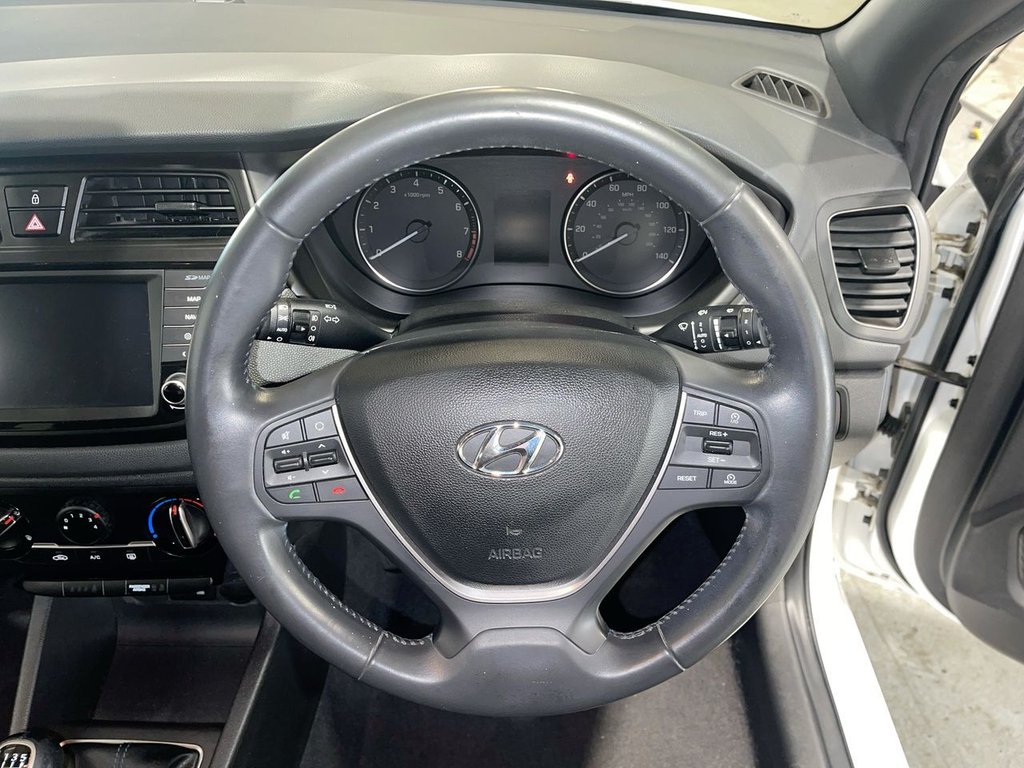 Used Hyundai i20 2018 for sale - 76106052: Photo 20