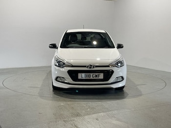 Used Hyundai i20 2018 for sale - 76106052: Photo 3
