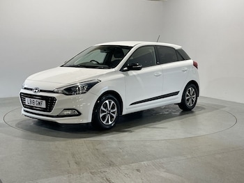 Used Hyundai i20 2018 for sale - 76106052: Photo 4