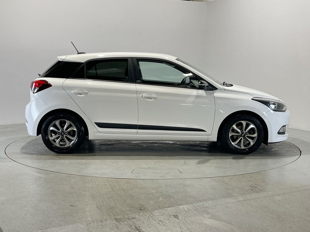 Used Hyundai i20 2018 for sale - 76106052: Photo 9