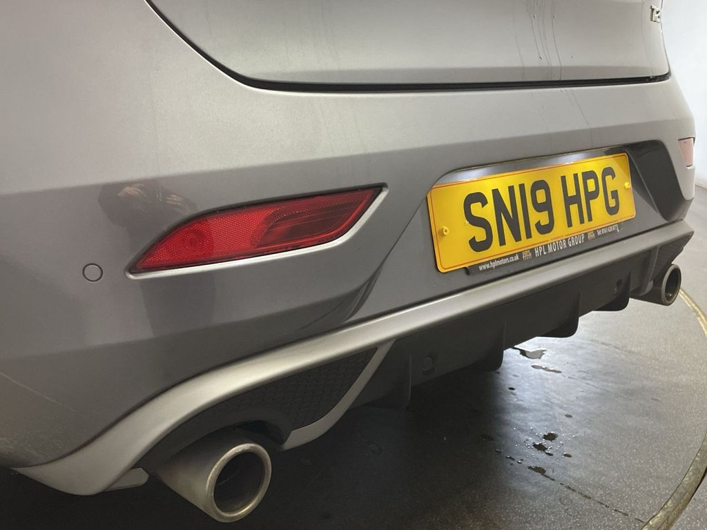 Used Volvo V40 2019 for sale - 76350582: Photo 14