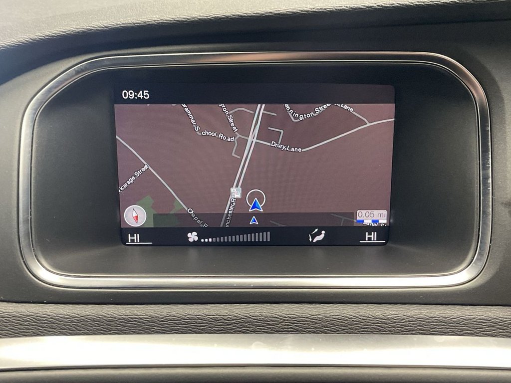Used Volvo V40 2019 for sale - 76350582: Photo 19