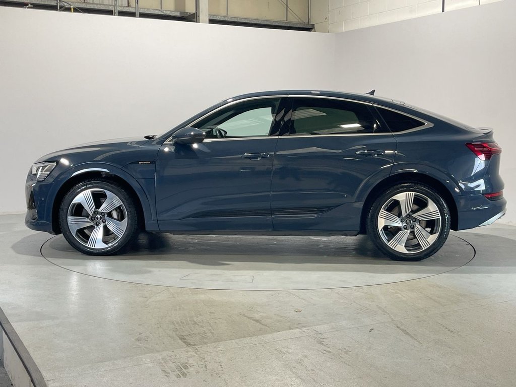 Used Audi e-tron 2022 for sale - 76868152: Photo 12