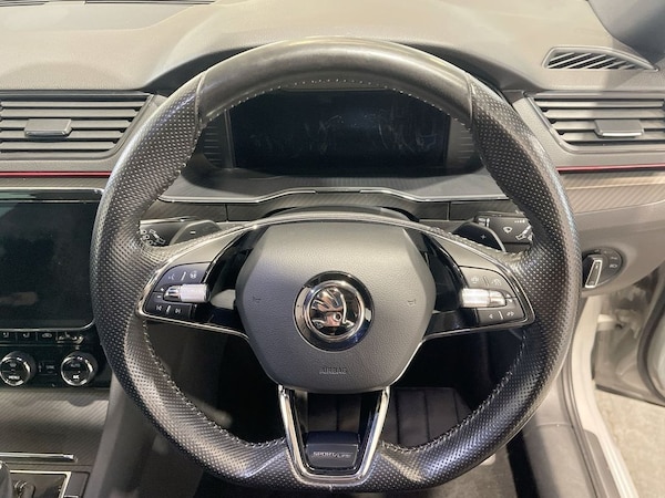 Used Skoda Superb 2020 for sale - 76132185: Photo 3