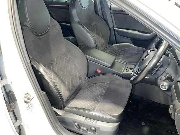 Used Skoda Superb 2020 for sale - 76132185: Photo 5