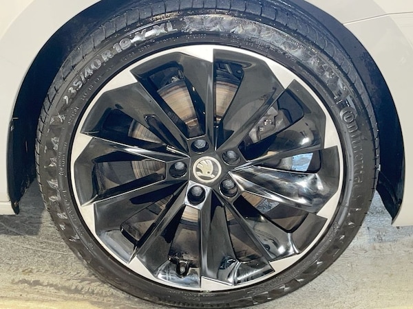 Used Skoda Superb 2020 for sale - 76132185: Photo 9