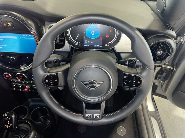 Used MINI Convertible 2023 for sale - 75693066: Photo 11