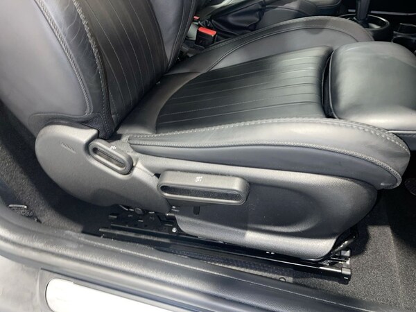 Used MINI Convertible 2023 for sale - 75693066: Photo 14