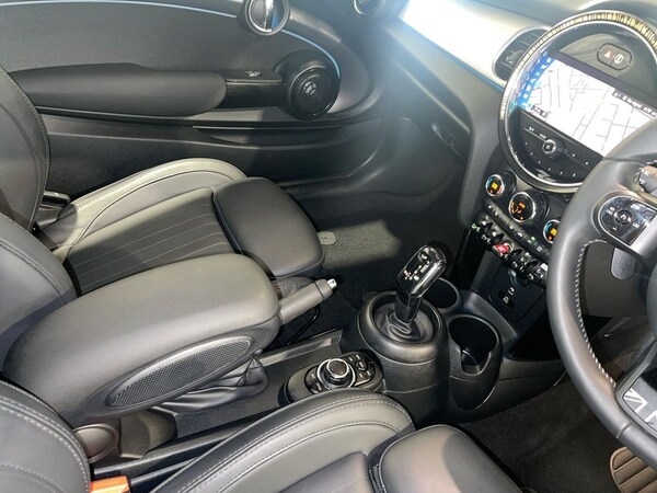 Used MINI Convertible 2023 for sale - 75693066: Photo 22