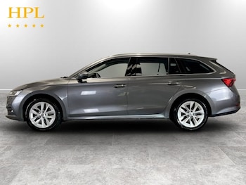 Used Skoda Octavia 2023 for sale - 79300358: Photo