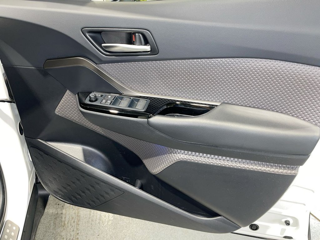 Used Toyota C-HR 2022 for sale - 77072777: Photo 24