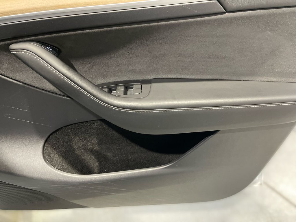 Used Tesla Model Y 2022 for sale - 77153409: Photo 24