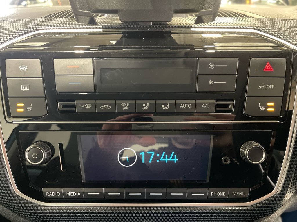 Used Volkswagen up! 2022 for sale - 77226707: Photo 21