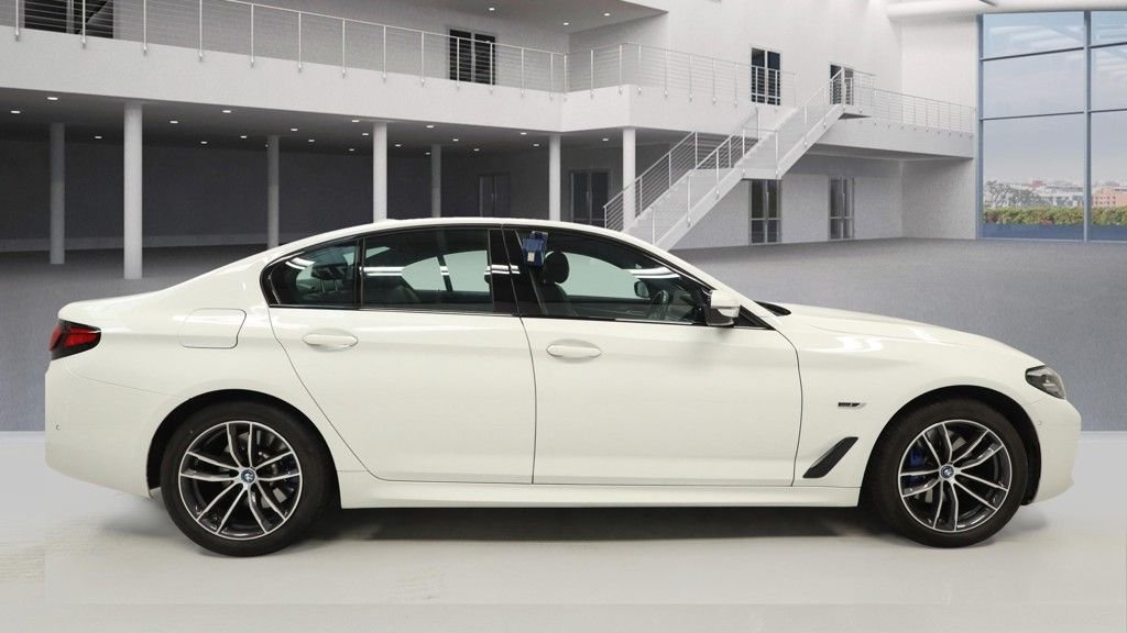 Used BMW 5 Series 2022 for sale - 76368101: Photo 5