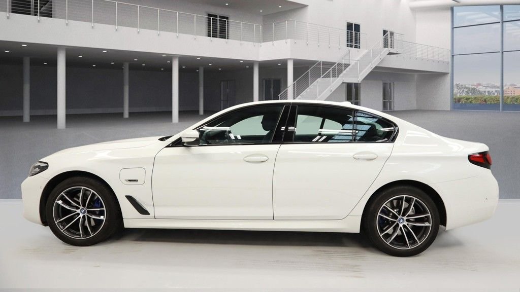 Used BMW 5 Series 2022 for sale - 76368101: Photo 6