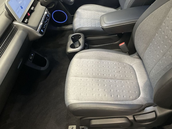 Used Hyundai IONIQ 5 2023 for sale - 76279950: Photo 17