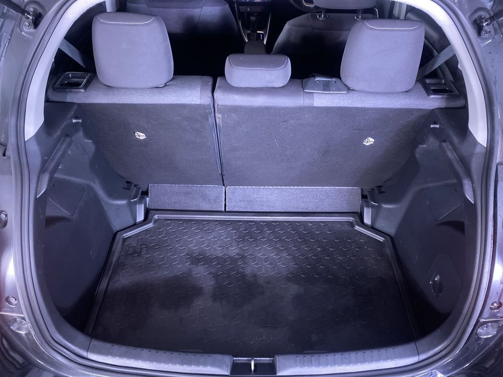 Used Toyota Yaris 2022 for sale - 76520376: Photo 13