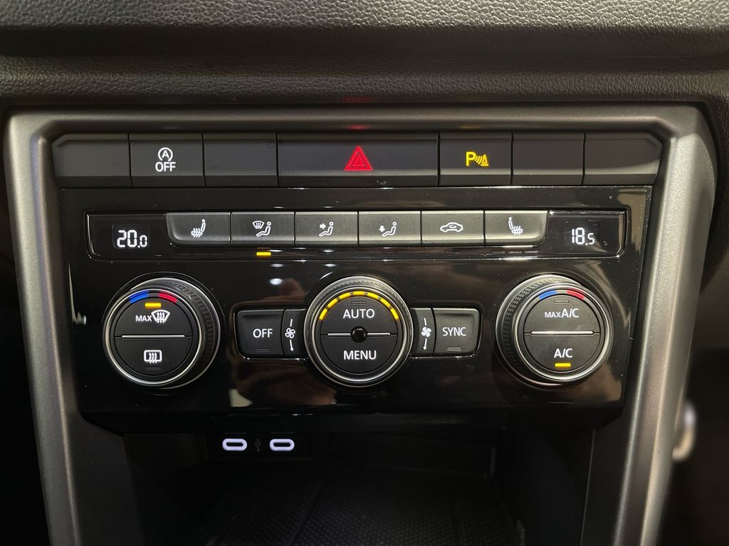 Used Volkswagen T-Roc 2021 for sale - 75630341: Photo 16