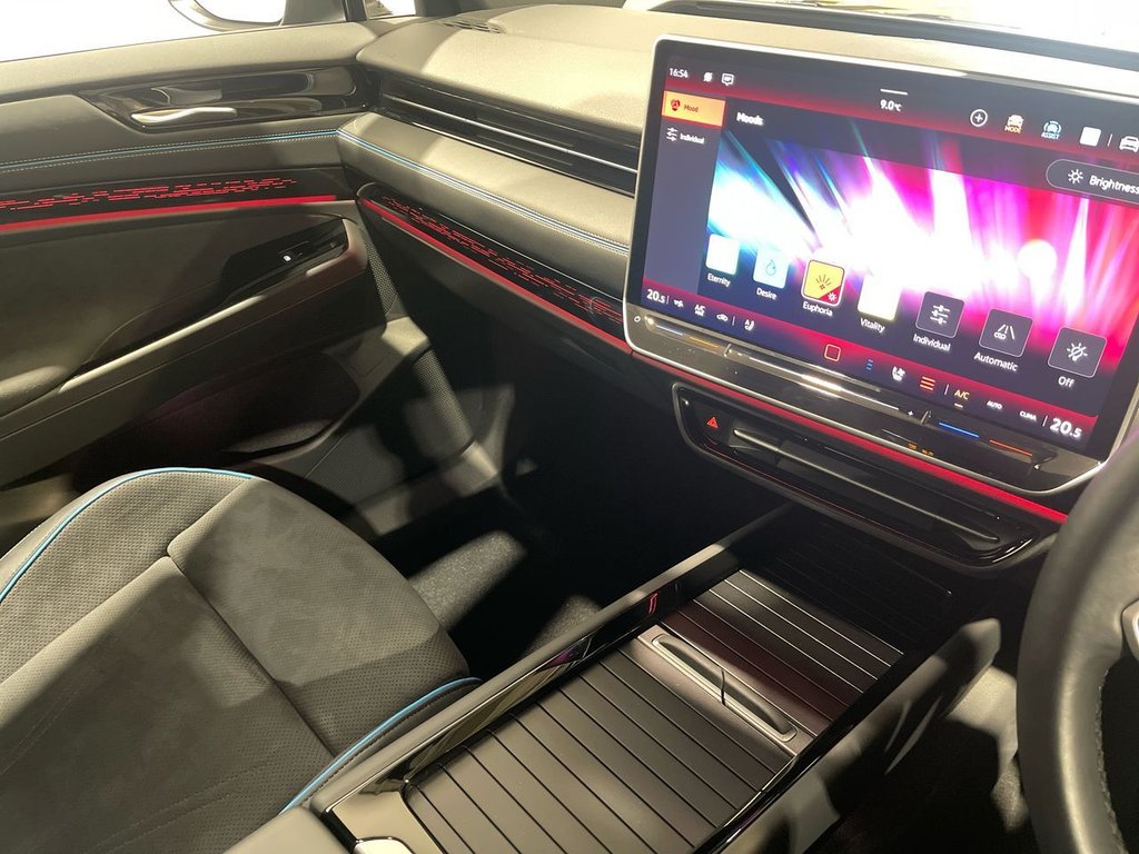 Used Volkswagen ID.7 2024 for sale - 76642756: Photo 23