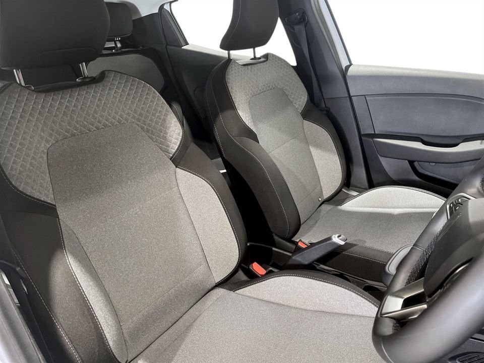 Used Renault Clio 2025 for sale - 77631591: Photo 11