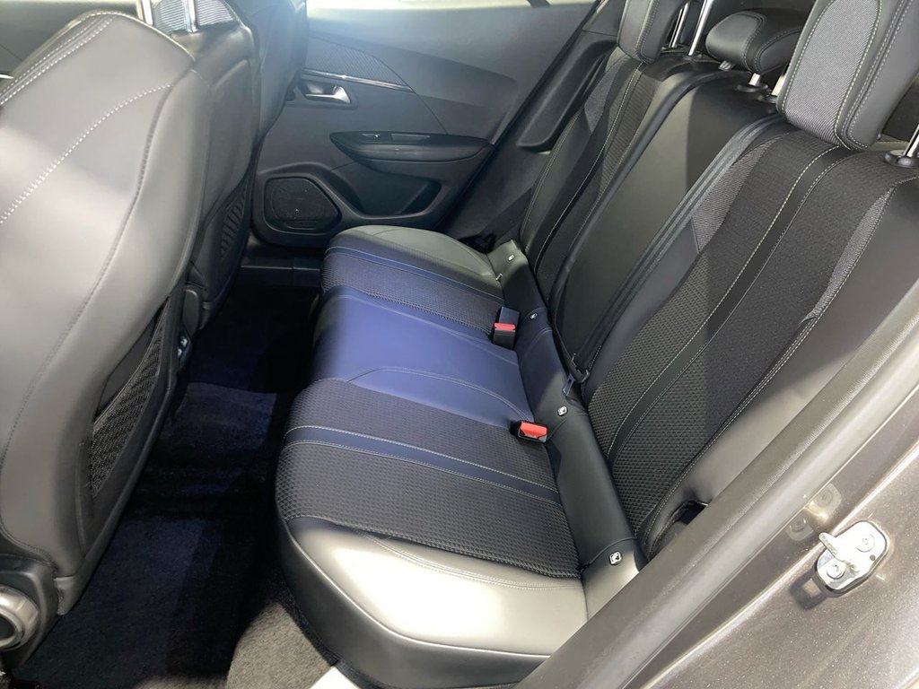 Used Peugeot 2008 2021 for sale - 76586627: Photo 17