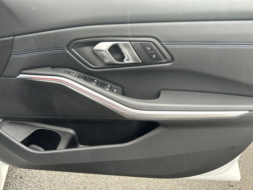 Used BMW 3 Series 2025 for sale - 77919600: Photo 25