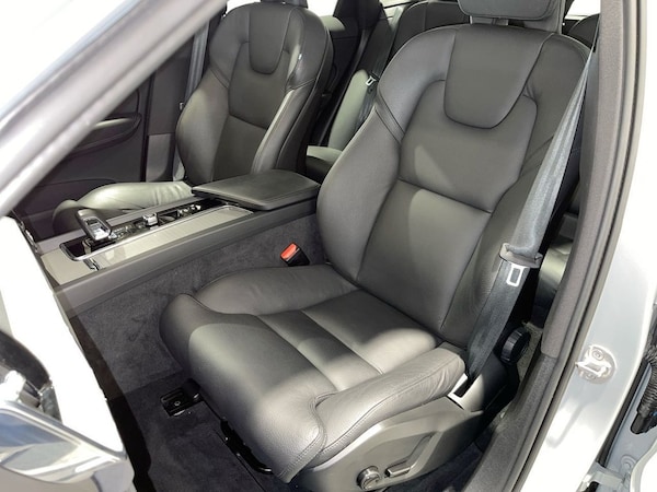 Used Volvo XC60 2023 for sale - 76092657: Photo 16