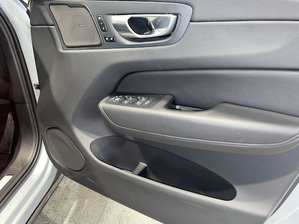 Used Volvo XC60 2023 for sale - 76092657: Photo 24