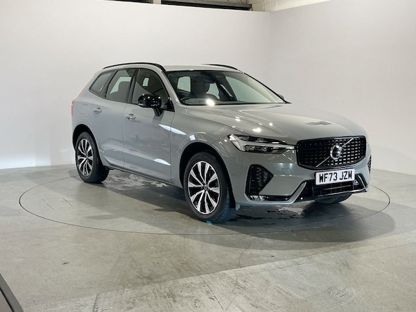Used Volvo XC60 2023 for sale - 76092657: Photo 2