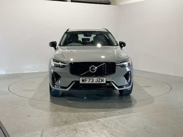 Used Volvo XC60 2023 for sale - 76092657: Photo 3