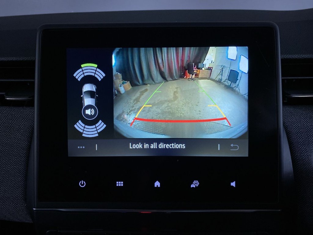 Used Renault Clio 2025 for sale - 78082192: Photo 24