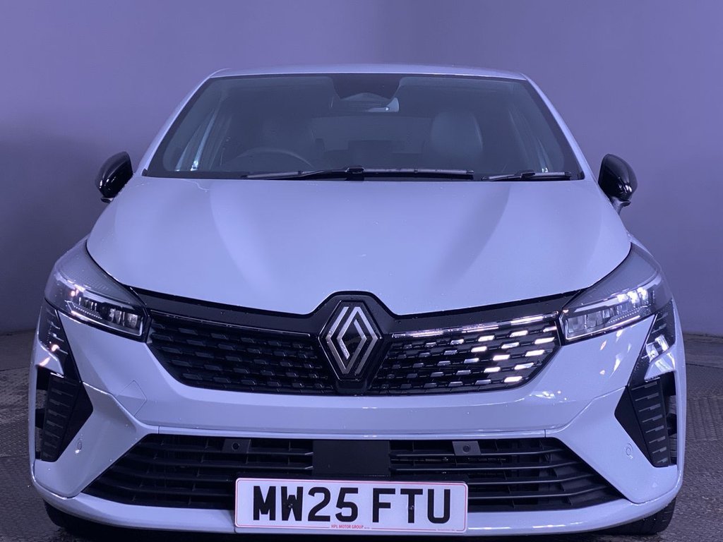 Used Renault Clio 2025 for sale - 78082192: Photo 3