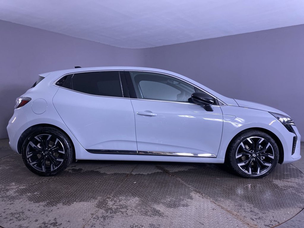 Used Renault Clio 2025 for sale - 78082192: Photo 9