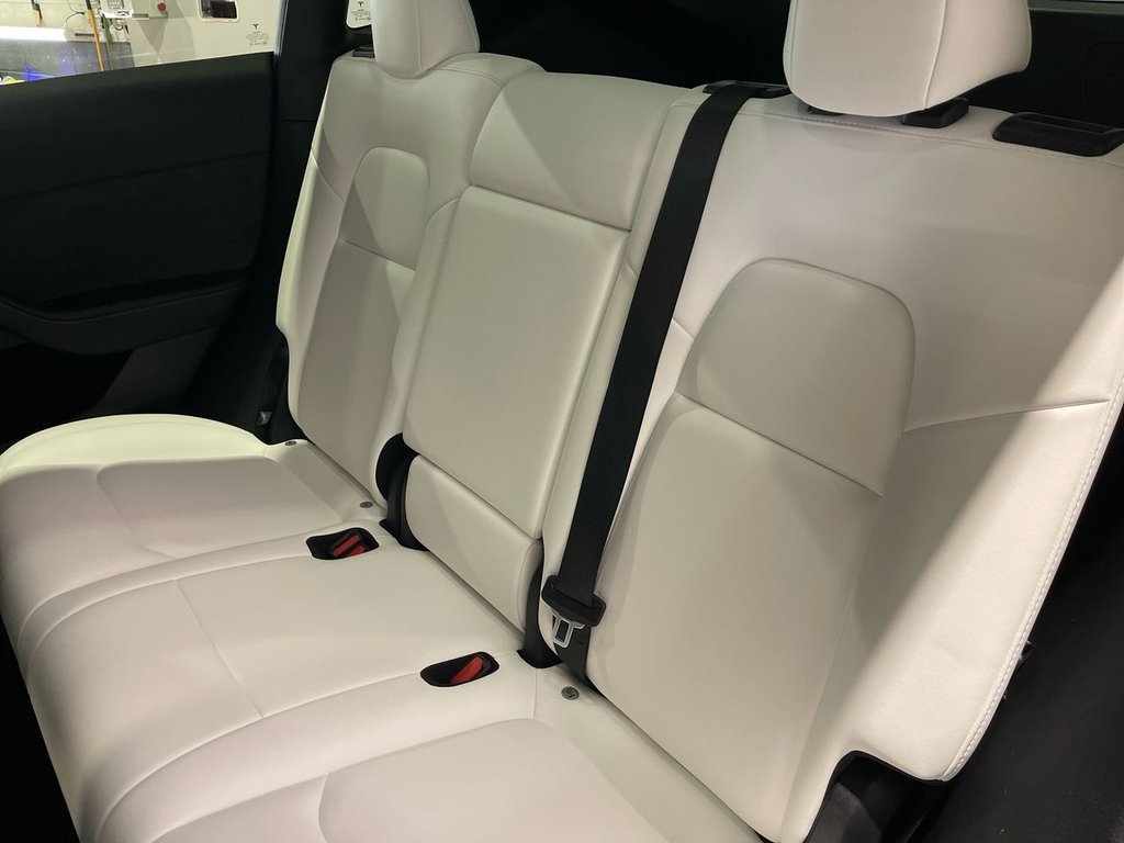 Used Tesla Model Y 2022 for sale - 76950496: Photo 25