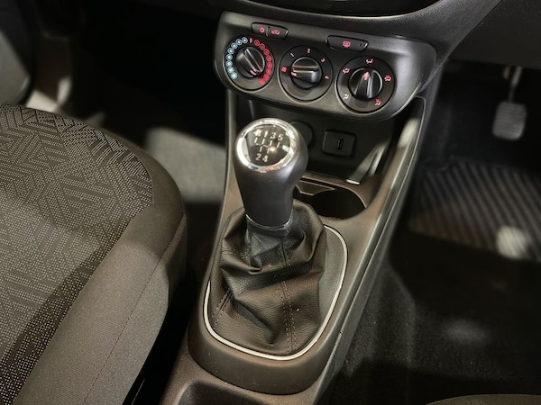 Used Vauxhall Corsa 2018 for sale - 76203280: Photo 18