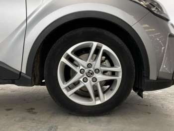 Used Toyota C-HR 2023 for sale - 75383653: Photo
