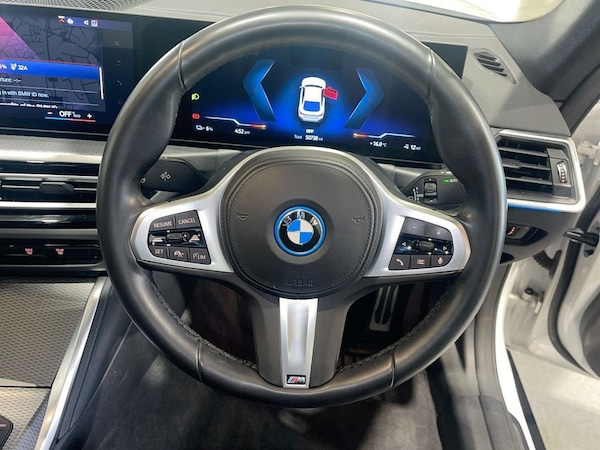 Used BMW i4 2022 for sale - 75098654: Photo 3
