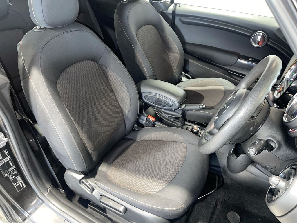 Used MINI Convertible 2020 for sale - 76132236: Photo 14