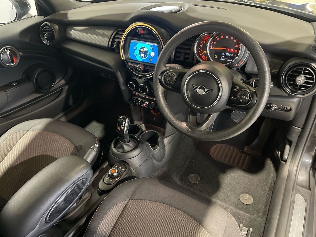 Used MINI Convertible 2020 for sale - 76132236: Photo 15
