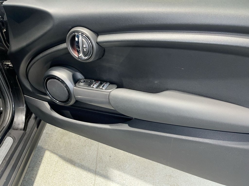 Used MINI Convertible 2020 for sale - 76132236: Photo 24