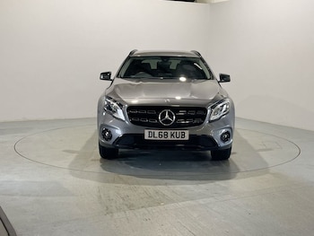 Used Mercedes-Benz GLA 2019 for sale - 76642878: Photo