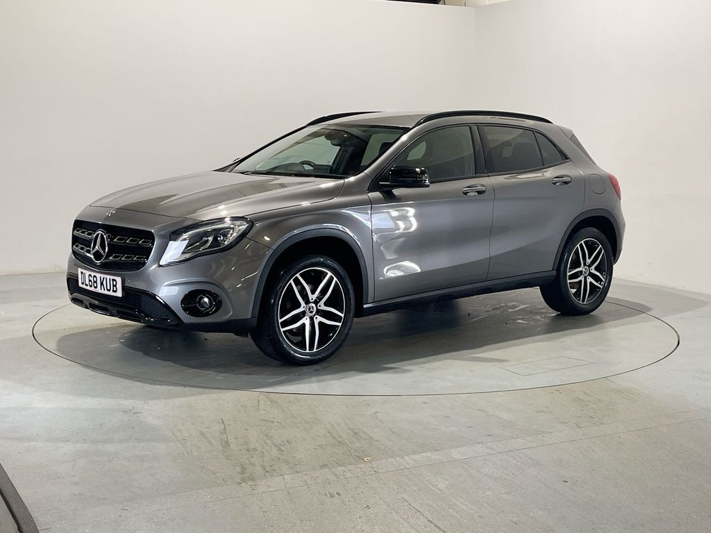 Used Mercedes-Benz GLA 2019 for sale - 76642878: Photo 4