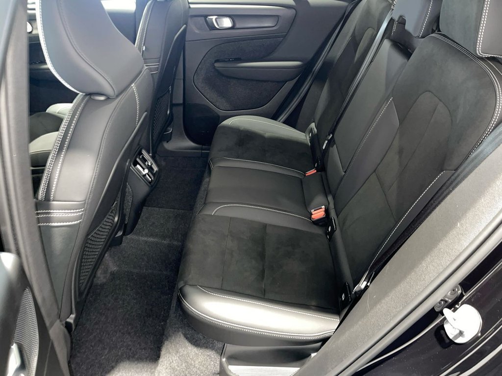 Used Volvo XC40 2024 for sale - 76048301: Photo 15