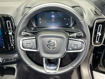 Used Volvo XC40 2024 for sale - 76048301: Photo