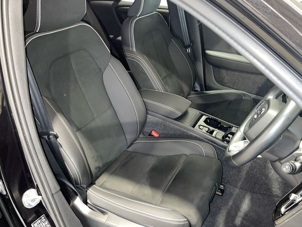 Used Volvo XC40 2024 for sale - 76048301: Photo 5