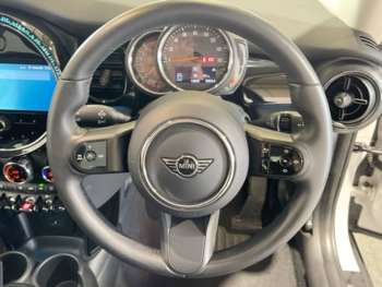 Used MINI Hatch 2023 for sale - 75061983: Photo