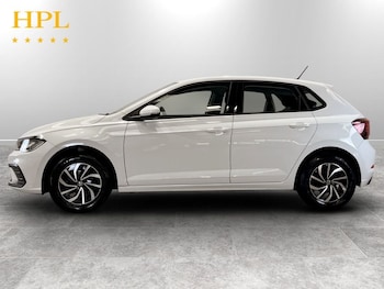 Used Volkswagen Polo 2023 for sale - 78702381: Photo