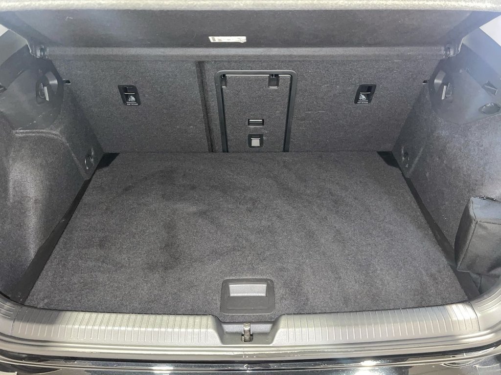 Used Volkswagen Golf 2021 for sale - 76056711: Photo 12
