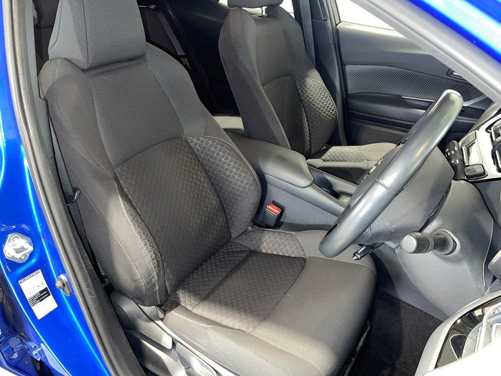 Used Toyota C-HR 2022 for sale - 76223633: Photo 14