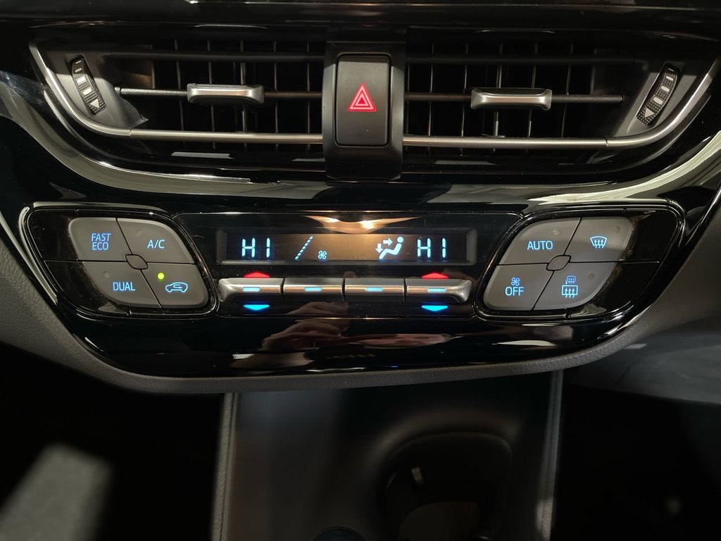 Used Toyota C-HR 2022 for sale - 76223633: Photo 25